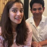 Priya Bapat Instagram - ‘जर आणि तर’ मध्ये अडकलेल्या नात्याची, हसण्याची आणि रुसण्याची ही आजची गोष्ट तु्म्हाला नक्की आवडेल याची आम्हाला खात्री आहे. जर तरची गोष्ट !