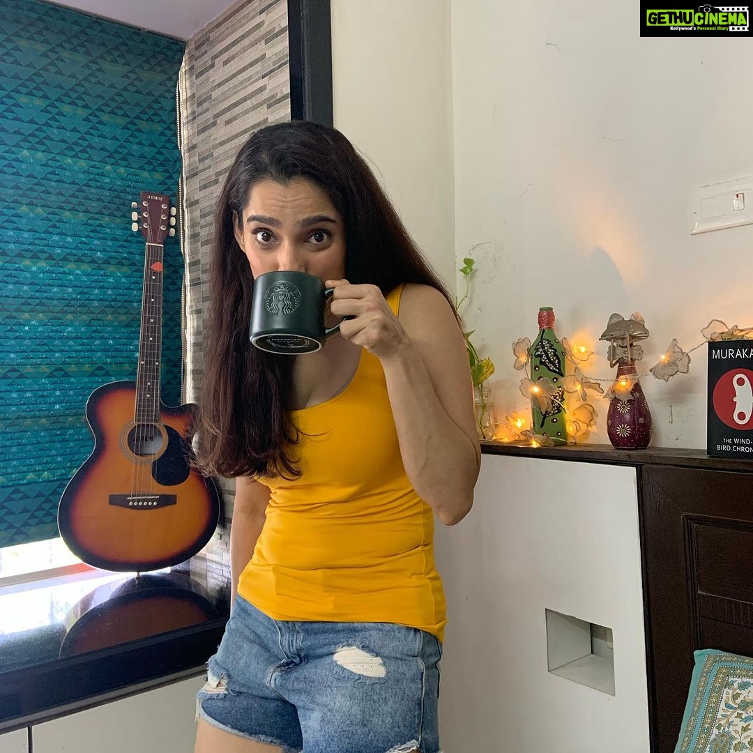 Priya Bapat Instagram - Coffee isn't just a drink, it's an emotion. Can you tell from my face? ☕️😌 Swipe left to know more 😄