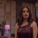 Priya Bapat Instagram - Meet Ritu. Intelligent, cunning and thirsty for Victory! #Rafuchakkar @officialjiocinema All Episodes OUT NOW And my best team behind the look Make up @saurabh_kapade Hair @nilampatel12