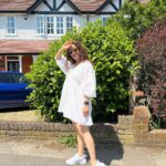 Priya Bapat Instagram - London ☀️❤️