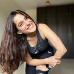 Priya Bapat Instagram - There are good days and bad days. But a good workout changes my bad day into a GREAT DAY! #haveagoodday #workout #postworkout #happyme #fitness #mentalandphysical