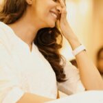 Priya Bhavani Shankar Instagram - Thanks @arunprasath_photography for capturing and compiling this evening ❤️ HMU @arupre_makeup_artist