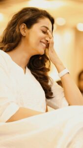 Priya Bhavani Shankar Instagram - Thanks @arunprasath_photography for capturing and compiling this evening ❤️

HMU @arupre_makeup_artist
