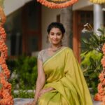 Priya Bhavani Shankar Instagram - Hey yu beautiful bride @kavyavijay25 yea sure it’s your wedding & we rightfully had more fun than you 🤩😂 @carolmichel @rajvel.rs @ravansteve Saree @tamarachennai Accessories @pradejewels HMU @mua_vijisharath & team
