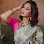 Priya Marathe Instagram - In frame : @priyamarathe ♥️ Makeup Artist : @youbyaboli Photography : @portraits_by_chinmay Outfit : @houseofhind Jewellery : @avante_in_artistic_pursuit Shoot managed by @youbyaboli . . . . #priyamarathe #actress #photoshoot #explore #marathiactress #oldsongs #instagood #instagram #tuzechmigeetgaatahe #pavitrarishta #fyp #punemakeupartist #maharashtrian #marathimulgi #trending #mumbaimakeupartist #celebritymakeupartist @maharashtrian_bride @marathi_weddingz @marathicelebrityofficial @marathi_celebrities_fc @marathiactresschannel @marathi_actress @instantmarathi_official @marathistar @marathi_weddings @priyamarathe.official @_priyamarathefc_