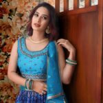 Priya Marathe Instagram - Garba nights r over.. But the mood continues... Makeup n hair- @riyapanchal.makeupartist Location - @pravara_makeupstudioandsalon Pc @swapnaspictorialhub