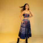 Priya Varrier Instagram – 💃🏻
Styling: @jukalker 
Wearing: @shahinmannan via @elevate_promotions 
Jewellery: @lovelate20s 
Styling team: @pratima_jukalkar 
MUA: @sadhnasingh1 
Hair: @hairbyrajabali 
Click: @__suru