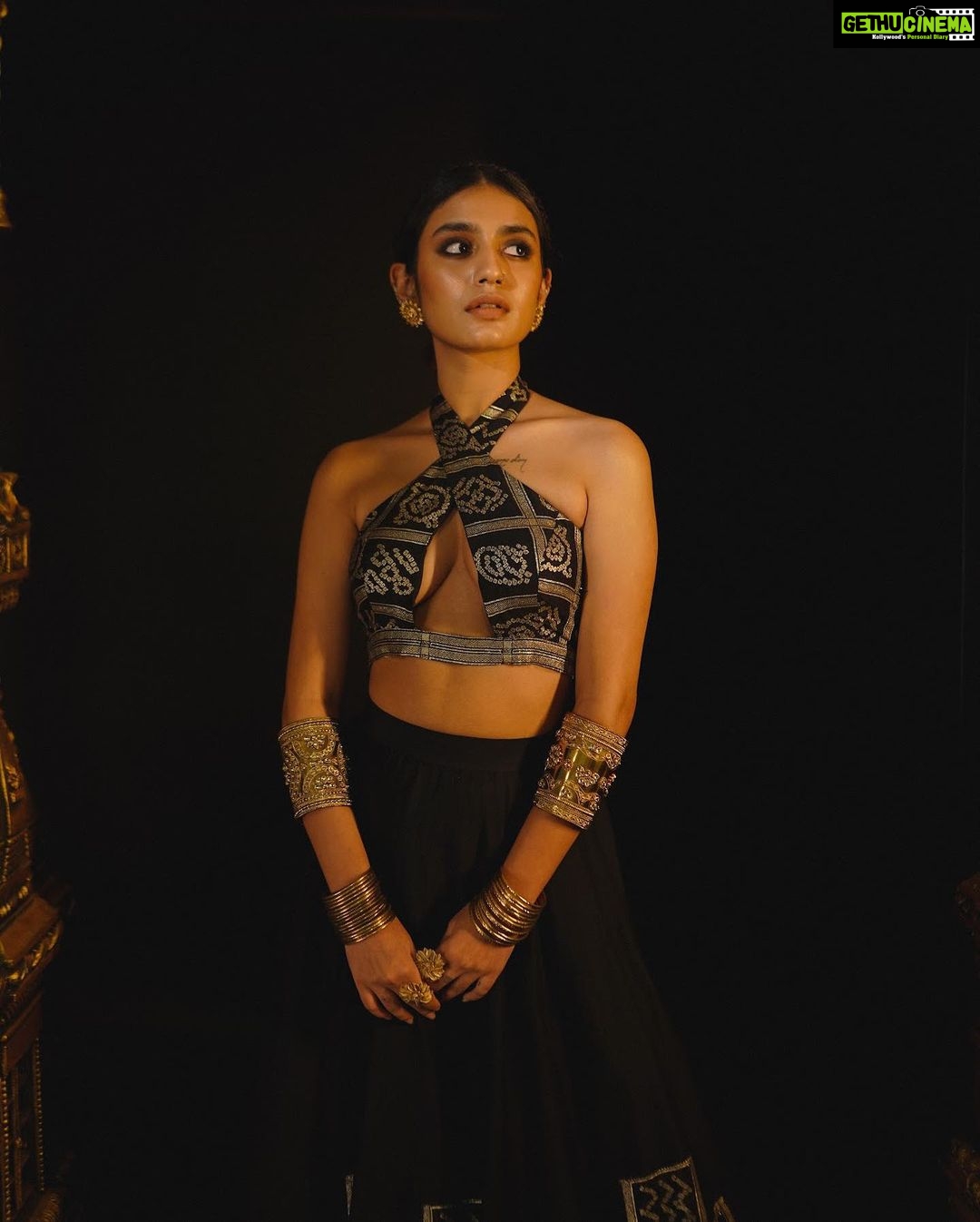 Priya Varrier Instagram - Happy Diwali✨🪔 Concept & Styling: @amritha_lakshmi___ @styledby_al_ Photography: @merin__georg HMU: @neethu_makeupartist Wearing: @ka_couture_ @khali_proud Jewellery: @goodwillcollectionskerala Decor: @oakstreetevent BTS: @__naim.___ Studio: @tinyturtle.media Special thanks: Arjun Babu @roshni.nishi