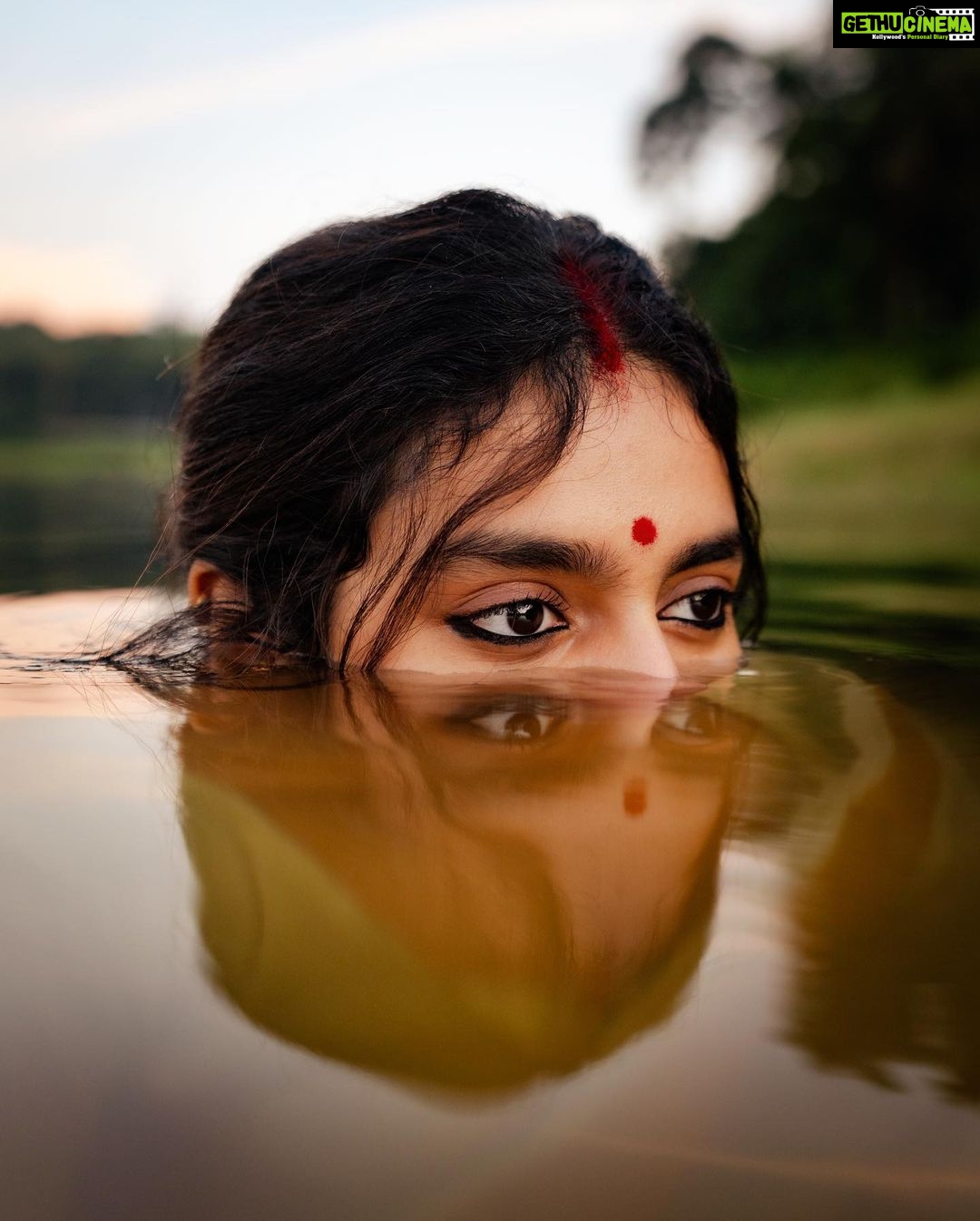 Priya Varrier Instagram - 🪷