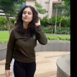 Priyaa Lal Instagram – Mood 🌧

#monday  #instagram #reels #rainyday #reelsviral #reelsvideo #mood #windy  #videos #reelsinstagram #viral #trendingreels #reelsindia #trendingreels #instagood #reelsindia #tamil #tamilsongs #rainy  #monsoon