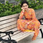 Priyaa Lal Instagram - Eyes on You 🧡 #goodnight #friday #weekend #vibes #instagram #fridaynight #instagood #goodnight