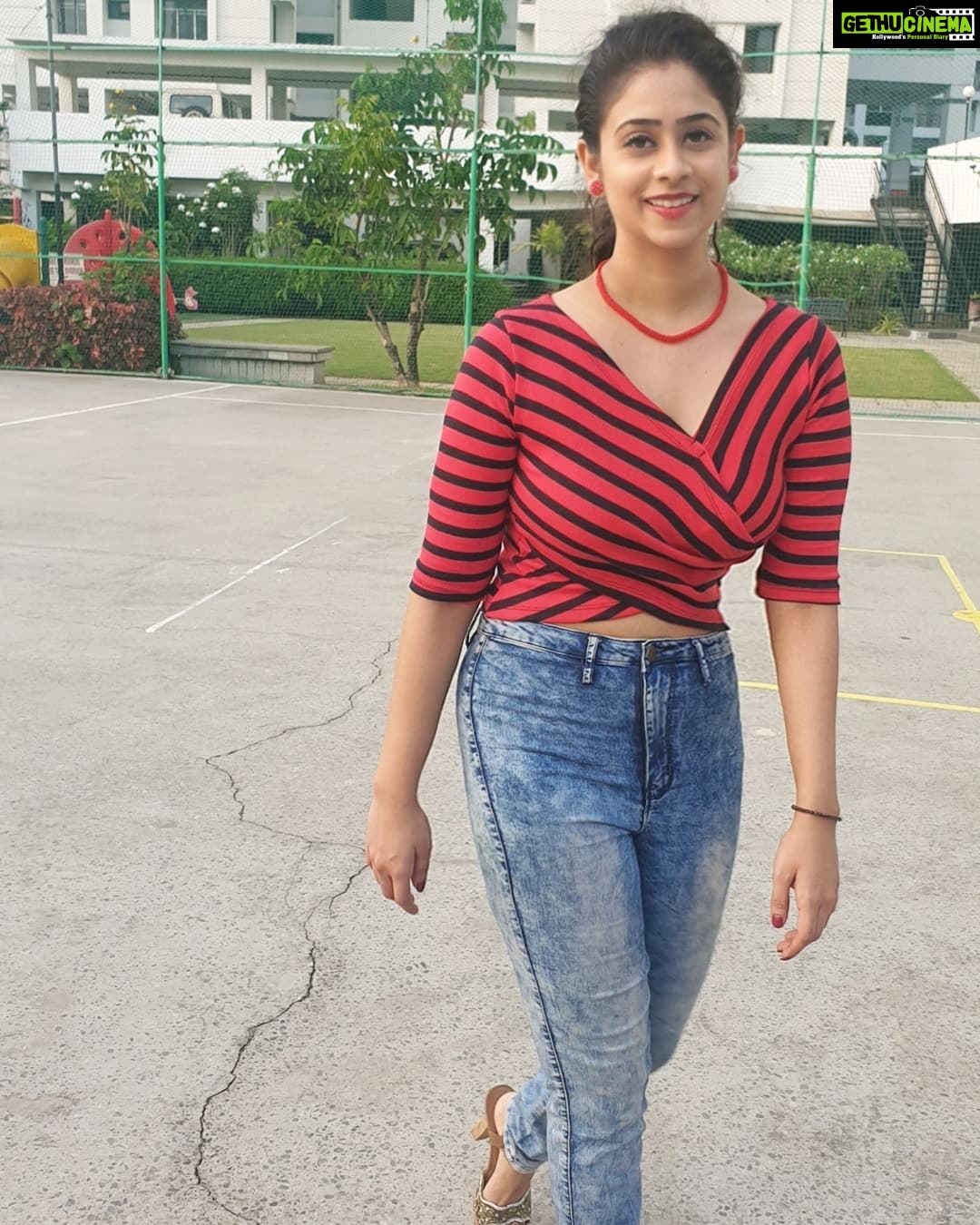 Priyaa Lal - 1.3K Likes - Christmas Eve smiles 🥰❤🎄
Favorite time of the year
#christmaseve #christmas #instahappy #goodvibes