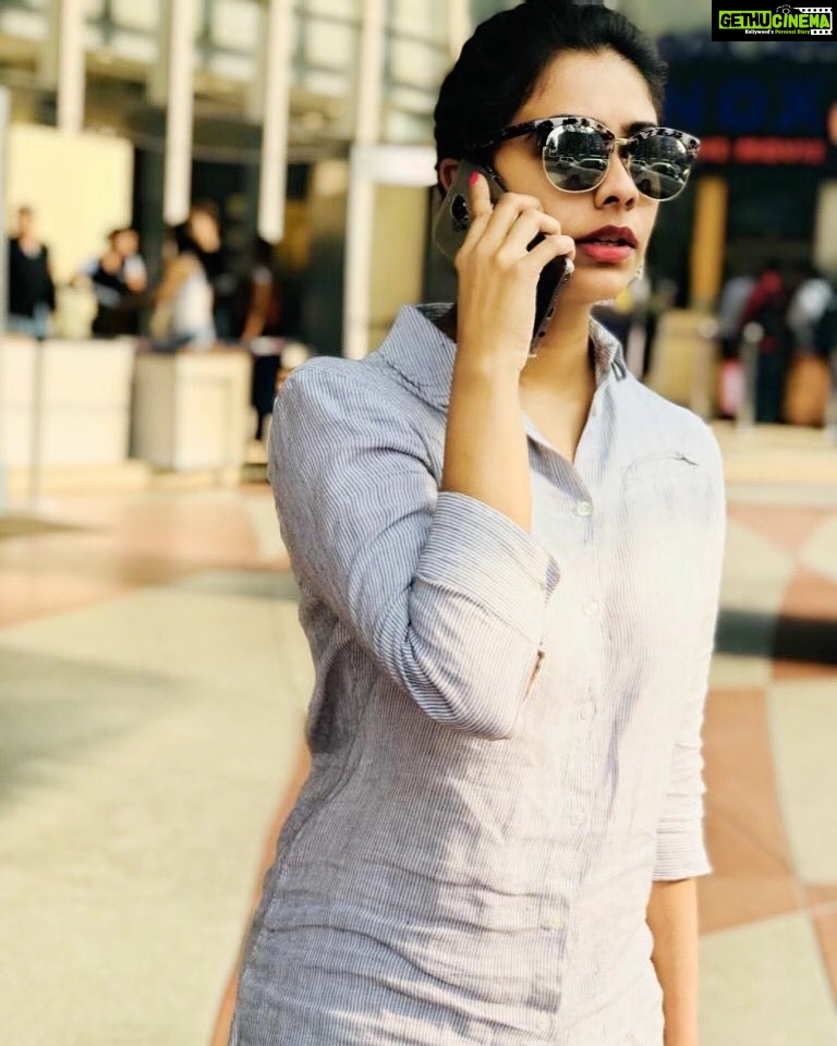 Priyaa Lal - 1.1K Likes - Missing those days where u didnt have to wear a mask
#tbt #pic #candid
