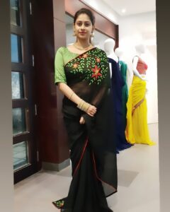 Priyaa Lal Instagram - #saree #tbt #friday #sareelovers