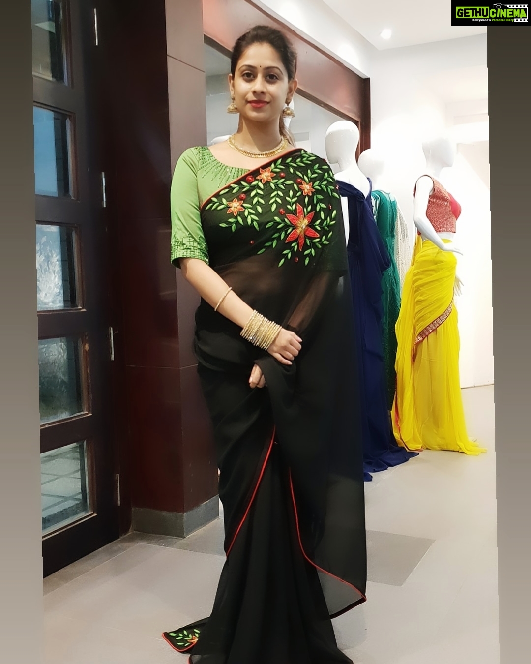 Priyaa Lal - 1.8K Likes - #saree #tbt #friday #sareelovers