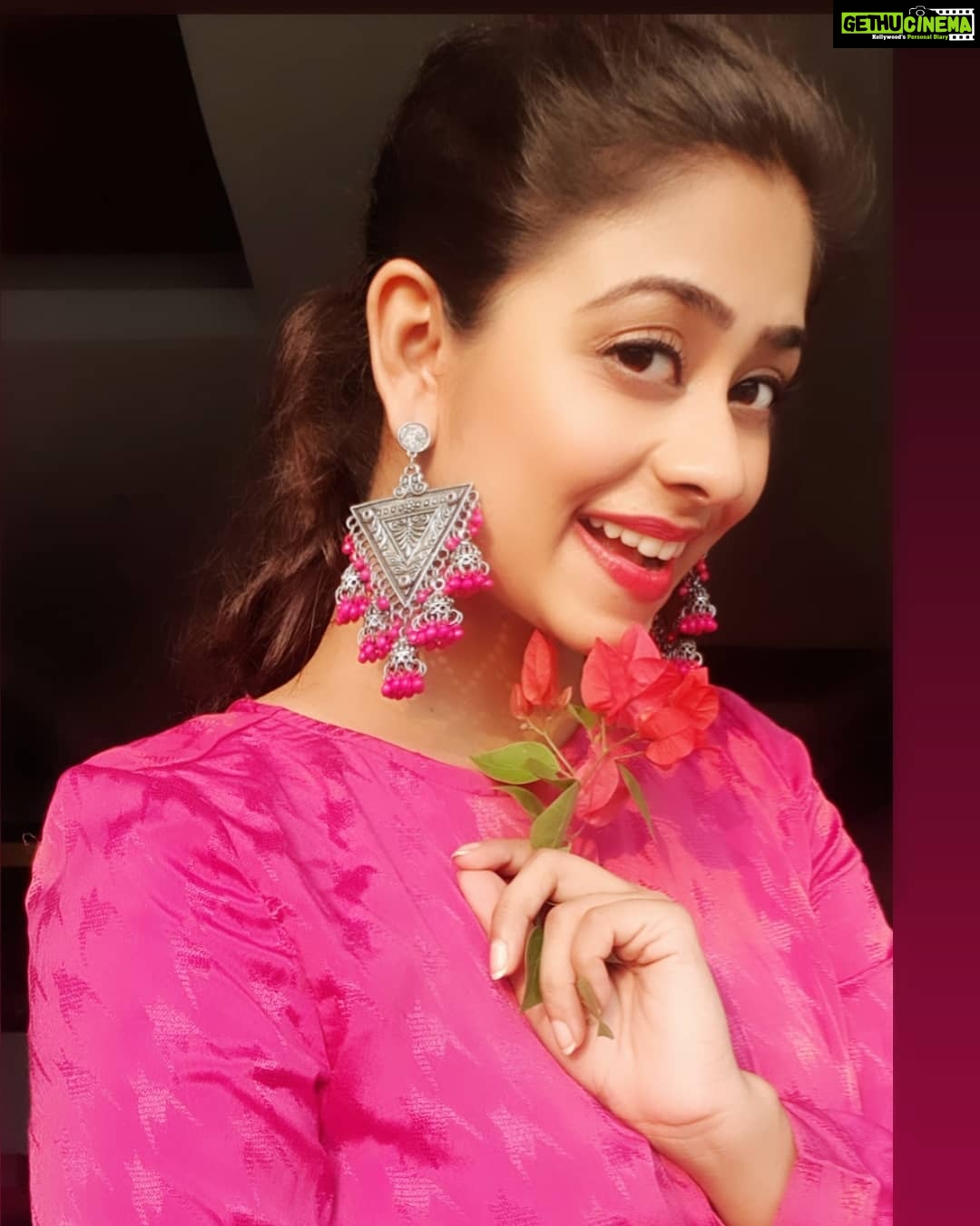 Priyaa Lal - 1.1K Likes - #saturdayvibes 💗