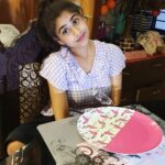 Priyaa Lal Instagram - Waiting for dinner be like .. #sunday #dinner
