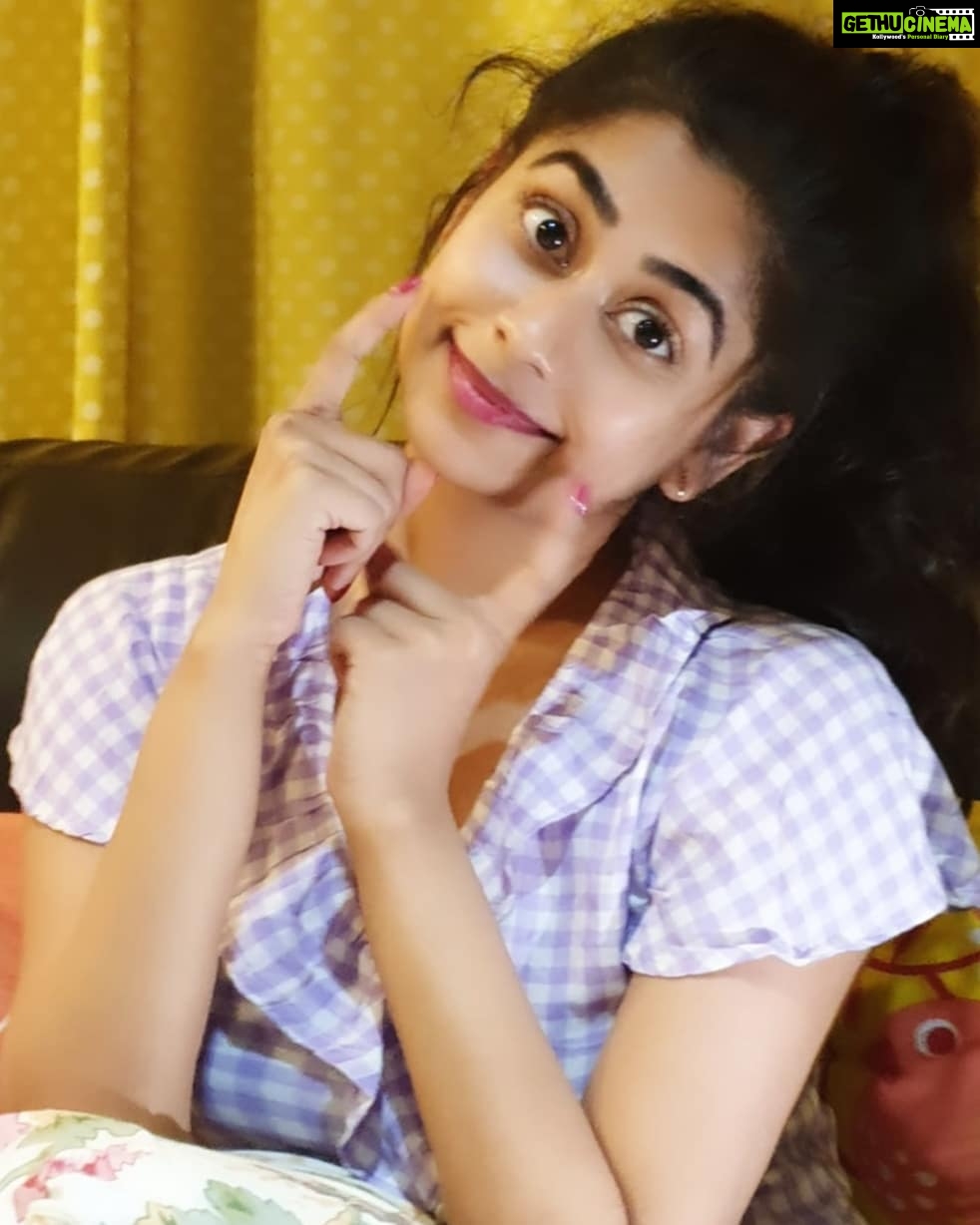 Priyaa Lal - 1.4K Likes - First pic of 2021
Looking ahead with a smile 😃
#2021 #keepsmiling #newyear