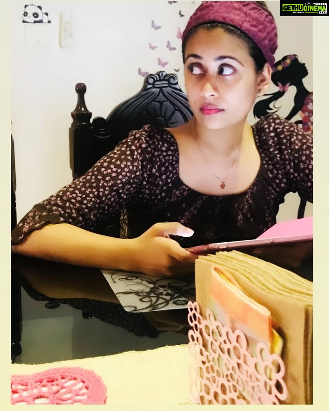 Priyaa Lal - 1.2K Likes - 💗
#sunday #candid
