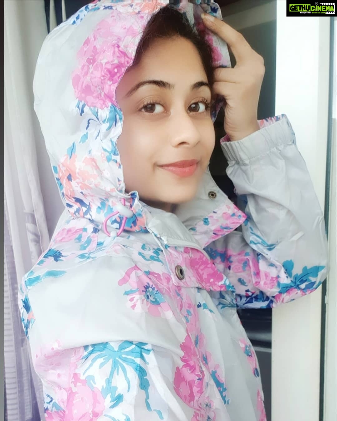 Priyaa Lal - 1.4K Likes - 💗💙
#mood #monsoon #rains