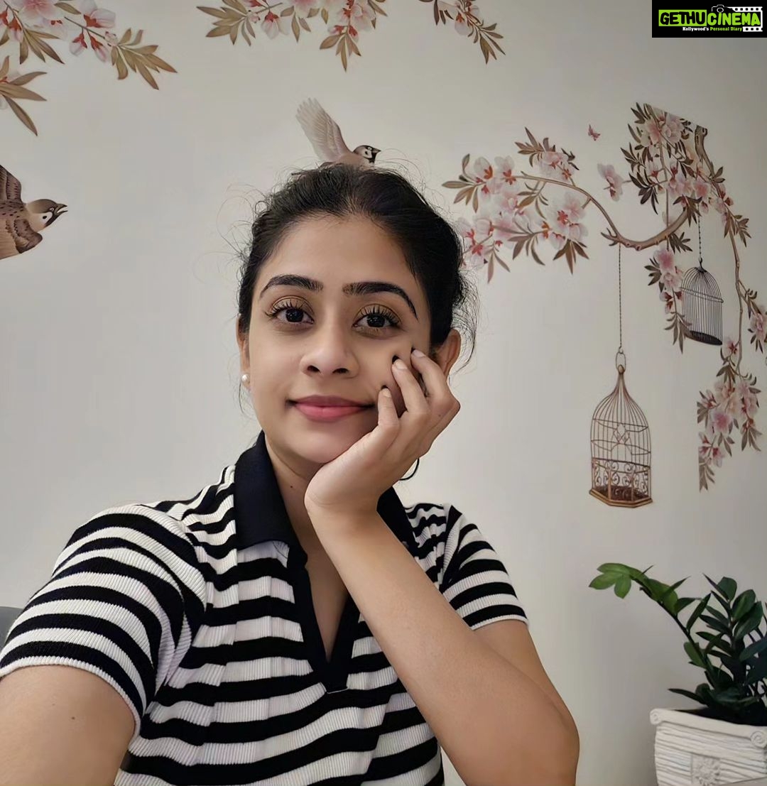 Priyaa Lal - 1.1K Likes - 🖤
#selfie #home #weekend