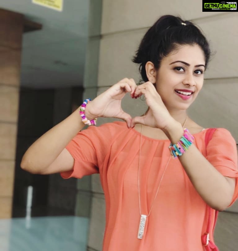 Priyaa Lal - 1.7K Likes - Sending love and positive vibes to all š§”š
#lockdown #days