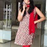 Priyaa Lal Instagram - #poser #home ❣