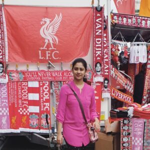 Priyaa Lal Instagram - Liverpool vs Arsenal 
Come on Liverpool #lfc
#liverpool #liverpoolvsarsenal #arsenal #liverpoolfans #liverpoolfc #premierleague #bleedred #youwillneverwalkalone