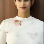 Priyaa Lal Instagram - ❤ #instagram #white #edits #tiktok #ethnicwear #instagood #saree #reels #floral #reelsinstagram #hindisongs #video
