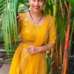 Priyaa Lal Instagram - Onam Vibes 🌻 #onam #reels #cute #trending   #onamcelebration #nature #india #trending #videoreels #festival #vibes  #yellow #videoedits #kerala #video #instgramreels #viral #reelsinstagram #trendingreels #viralvideos #malayalam #photography #edits #naturelovers #girls #naturephotography Kochi, India