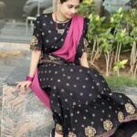 Priyaa Lal Instagram - 🖤💗 #morningvibes #ghagracholi #instagram #post #trending #goodvibes #candid #viral #instamood #photography #goodmorning #ethnicwear #indian #viralpost #instagood #love