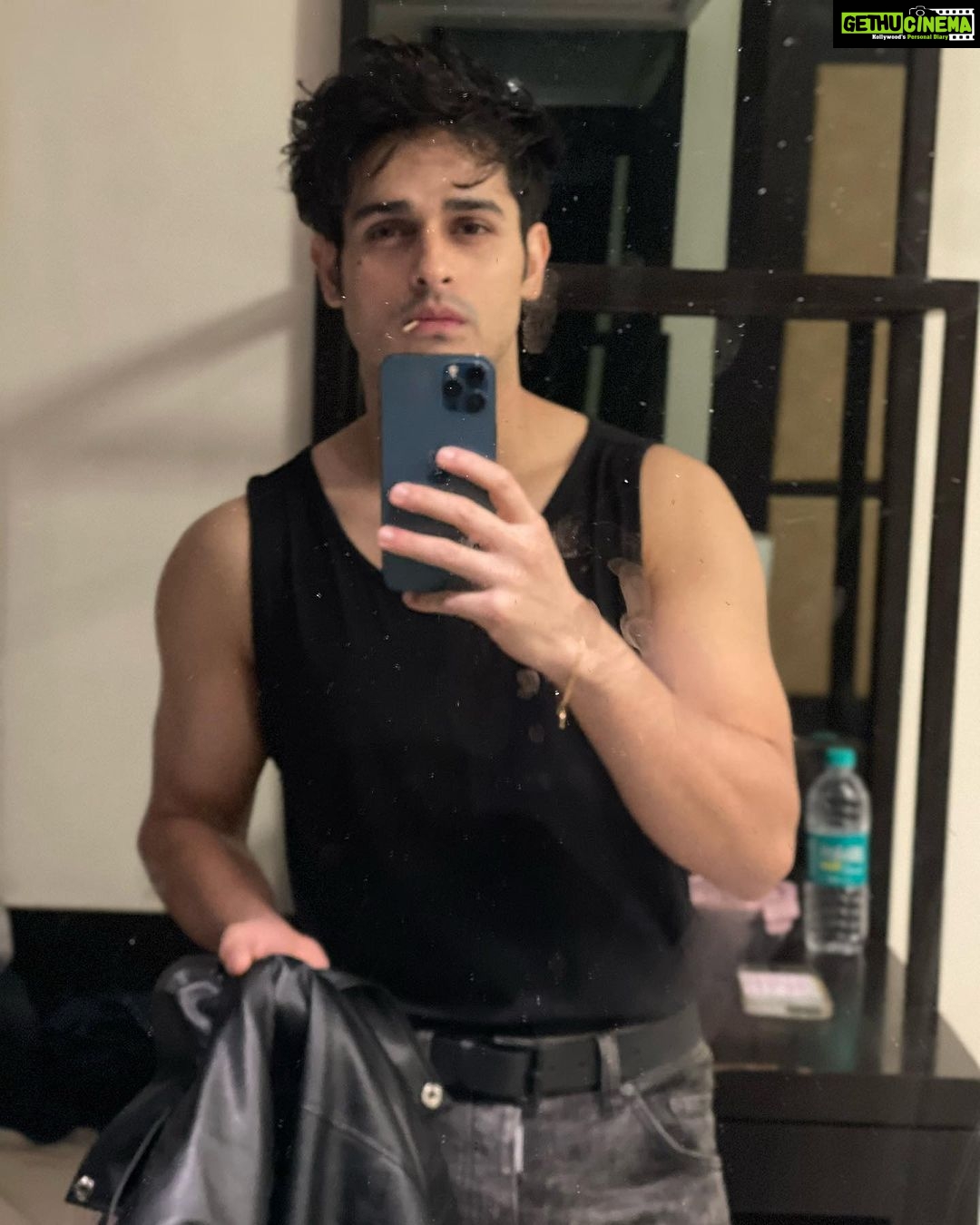 Priyank Sharma Instagram - Tilli gang 🥷🏻
