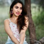 Priyanka KD Instagram - Love ❤️ ….. #priyankakholgade #instagram #instagood #instadaily #photography #photooftheday #love #lifestyle #life #pose #photo #mumbai #maharashtra