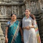 Priyanka KD Instagram – After Kedarnath 7th Jyotirlinga completed with My Mom ❤️… this Temple very special for me bcoz this jyotirling Temple is near to My Nani’s house , don’t miss the end …. Har Har Mahadev 

#harharmahadev #harharmahadevॐ #aundhanagnath #nagnath #temple #nageshwar #shivji #om #omnamahshivaya #shankar #jyotirling #shriaundhanagnath🕉️🙇 #priyankakholgade आठवे ज्योतिर्लिंग श्री औंढा नागनाथ