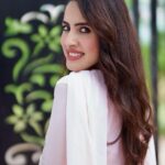 Priyanka KD Instagram - Baby Pink 🩷🩷…. #priyankakholgade #pink #photography #photooftheday #pictures #picoftheday #smile #dress #maharashtra #pose #piu