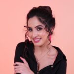 Priyanka KD Instagram - Be bold , be brave enough to be your true self……. #photo #photooftheday #pictures #photooftheday #instagram #instagood #instadaily #love #loveyourself #mumbai #bold #black #priyankakholgade #maharashtra