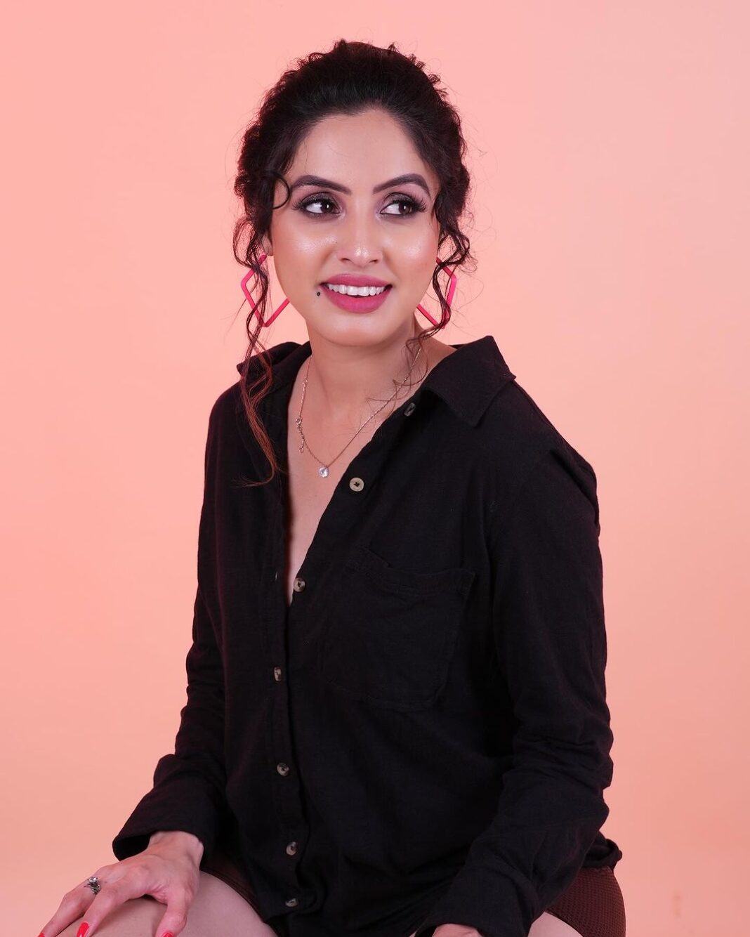 Actress Priyanka KD HD Photos and Wallpapers November 2023 - Gethu Cinema