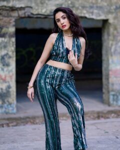 Priyanka KD Instagram - I don’t make mistakes, i make spicy delicious 
Costume: @kalimunclothing 

#priyankakholgade #photo #photooftheday #pictures #photography #love #mumbai #maharashtra