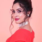 Priyanka KD Instagram - आपके जीवन में दशहरा की खुशियों का उत्सव आपके लिए खुशियों भर दे । Happy Dassehra 💕….. costume: @fashion_style_online77 Makeup: @diptidedhiamua #happydassehra #priyankakholgade #instagram #instadaily #photooftheday #picoftheday #redress #festival #happy #smile #mumbai #dasara