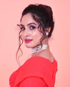 Priyanka KD Instagram - आपके जीवन में दशहरा की खुशियों का उत्सव आपके लिए खुशियों भर दे । 
Happy Dassehra 💕….. 
costume: @fashion_style_online77
Makeup: @diptidedhiamua 

#happydassehra #priyankakholgade #instagram #instadaily #photooftheday #picoftheday #redress #festival #happy #smile #mumbai #dasara