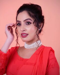 Priyanka KD Instagram - आपके जीवन में दशहरा की खुशियों का उत्सव आपके लिए खुशियों भर दे । 
Happy Dassehra 💕….. 
costume: @fashion_style_online77
Makeup: @diptidedhiamua 

#happydassehra #priyankakholgade #instagram #instadaily #photooftheday #picoftheday #redress #festival #happy #smile #mumbai #dasara