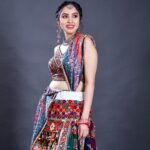 Priyanka KD Instagram – Costume : @heenadesignerstudio.fabrics 

#priyankakholgade #photography #photooftheday #picoftheday #instagram #instadaily #mumbai #navratrilook