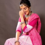 Priyanka KD Instagram – Pink 💗………. 
Costume: @heenadesignerstudio.fabrics 
makeup: @diptidedhiamua 

#photoshoot  #photography #pictures #picoftheday #garba #navratrilook #navratrispecial #pink #pinky #priyankakholgade #gujrat #mumbai #maharashtra
