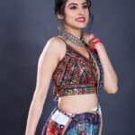 Priyanka KD Instagram – Costume:
@heenadesignerstudio.fabrics 
📸: @samjoe.official 
makeup: @diptidedhiamua ……

#priyankakholgade #instagram #instagood #instadaily #photography #photooftheday #picoftheday #love #lifestyle #life #happy #smile #garba #garbanight #navratri #navratrispecial #gujrat #mumbai #maharashtra