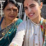 Priyanka KD Instagram – After Kedarnath 7th Jyotirlinga completed with My Mom ❤️… this Temple very special for me bcoz this jyotirling Temple is near to My Nani’s house , don’t miss the end …. Har Har Mahadev 

#harharmahadev #harharmahadevॐ #aundhanagnath #nagnath #temple #nageshwar #shivji #om #omnamahshivaya #shankar #jyotirling #shriaundhanagnath🕉️🙇 #priyankakholgade आठवे ज्योतिर्लिंग श्री औंढा नागनाथ