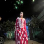 Priyanka KD Instagram - Hume phatako se dar nahi lagta #reels #reelsinstagram #reelitfeelit #reelsindia #reelkarofeelkaro #diwali #diwalivibes✨