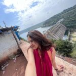 Priyanka KD Instagram – 4th Jyotirling completed SRISAILAM TEMPLE 🙏🏻Har Har Mahadev ॐ नमःशिवाय … 

#harharmahadev #harharmahadevॐ #mahadev #devokedevmahadev #srisailam #aandrapradesh #priyankakholgade #shravan #life Srisailam Mallikarjun Jyotirling Temple