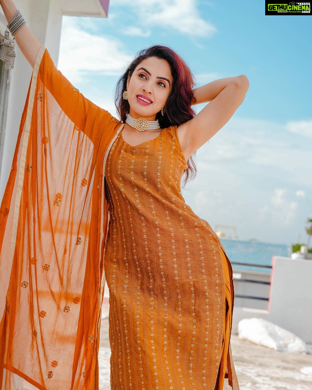 Priyanka KD Instagram - ख्वाहिश नहीं है की हर कोई तारीफ़ करे , लेकिन क़ोशिश यही है की कोई गलत न कहे !! #priyankakholgade #instagood #instagram #instadaily #photography #photooftheday #pictures #picoftheday #dresses #punjabi #mumbai #maharashtra