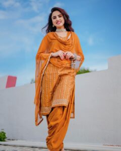 Priyanka KD Instagram - ख्वाहिश नहीं है की हर कोई तारीफ़ करे , लेकिन क़ोशिश यही है की कोई गलत न कहे !! #priyankakholgade #instagood #instagram #instadaily #photography #photooftheday #pictures #picoftheday #dresses #punjabi #mumbai #maharashtra