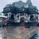 Priyanka KD Instagram - Pehla Somvar bolo Har Har Mahadev 🙏🏻 ॐ नमःशिवाय #ॐ_नमः_शिवाय #harharmahadev #mahadev #jyotirling #nashik #mahadev #priyankakholgade #priyankakd #maharashtra #mumbai #puna #dev #devokedevmahadev #hindutemple श्री त्रयंबकेश्वर महादेव मन्दिर, त्रयम्बकेश्वर